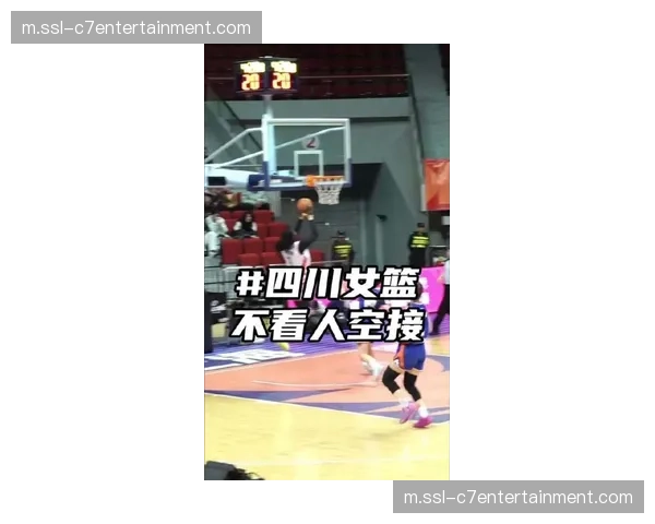 四川内线双塔压制山东 霍华德高颂篮下优势明显